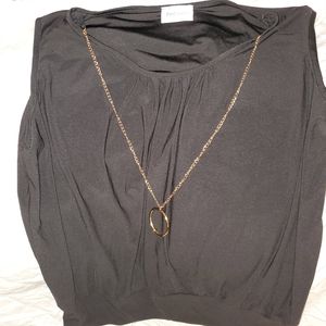 CW Classic 2X black dressy sleeveless tank with gold chain